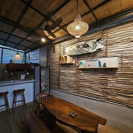 Chris Homestay