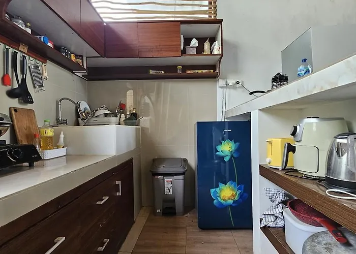 Chris Guest house
