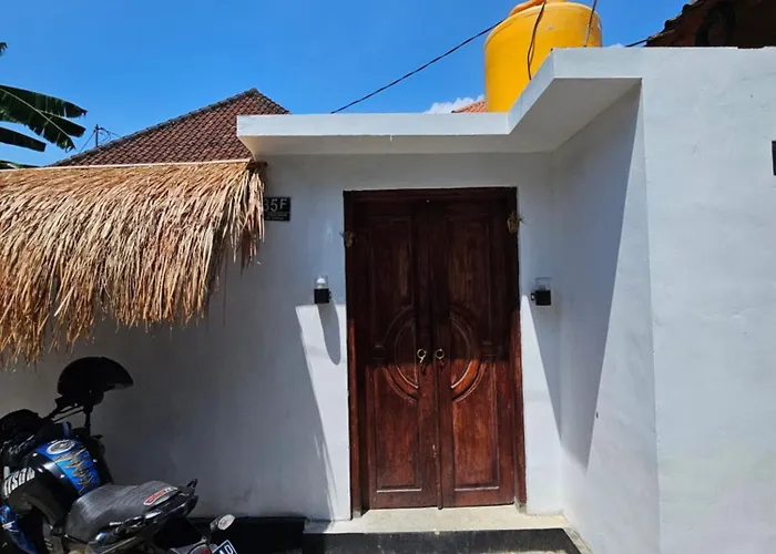 Chris Canggu (Bali)